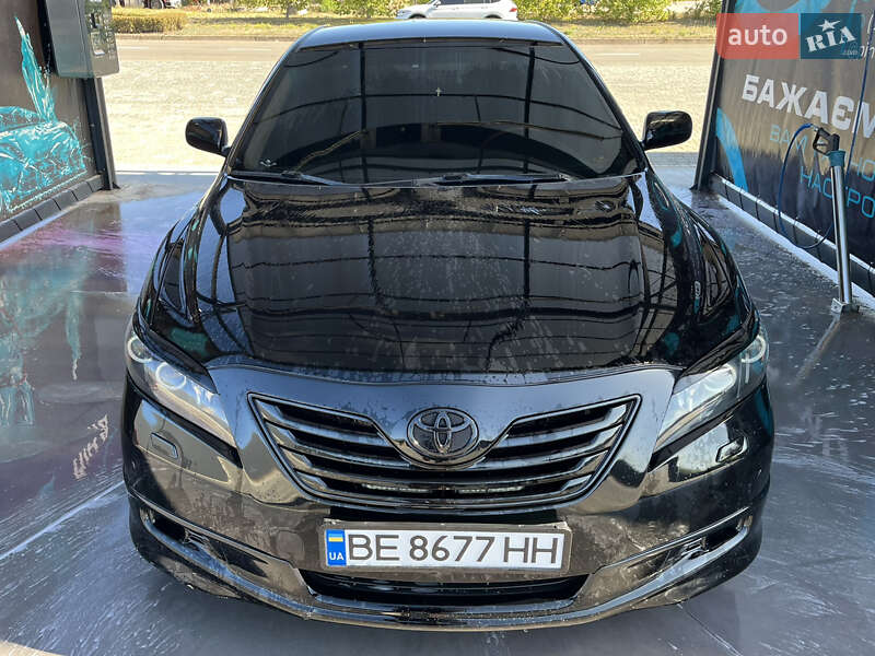 Седан Toyota Camry 2008 в Южноукраїнську