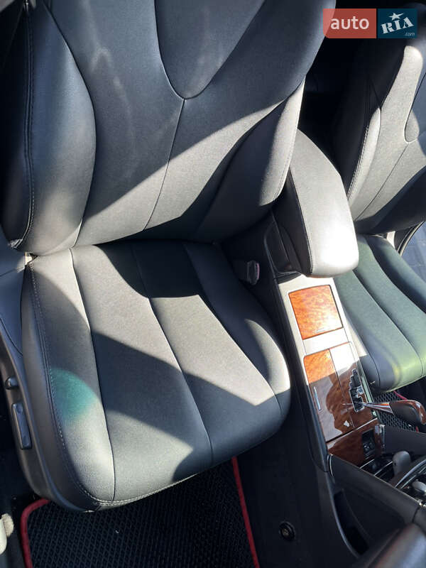 Седан Toyota Camry 2008 в Южноукраїнську