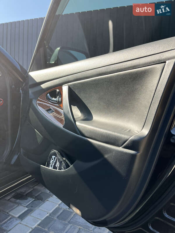 Седан Toyota Camry 2008 в Южноукраїнську