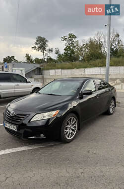 Седан Toyota Camry 2006 в Киеве