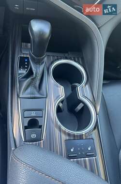 Седан Toyota Camry 2018 в 