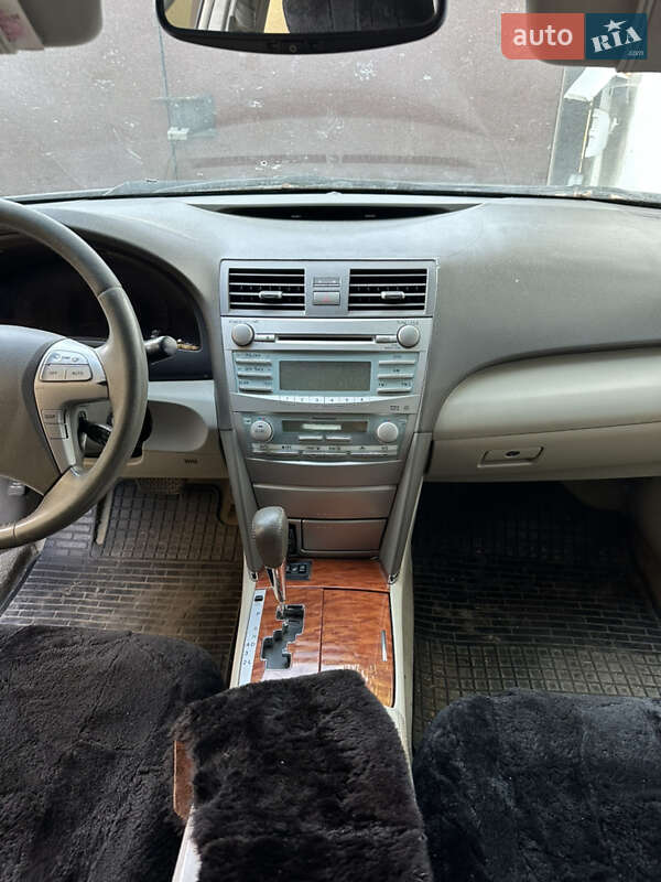 Седан Toyota Camry 2008 в Луцьку