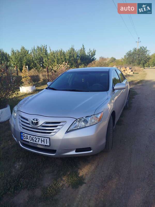 Седан Toyota Camry 2008 в Голованівську