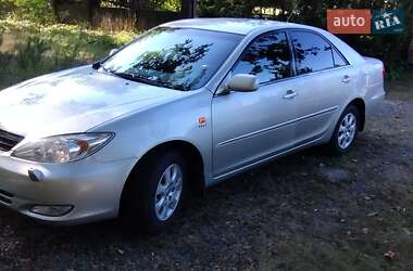 Седан Toyota Camry 2004 в Макарові