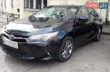 Седан Toyota Camry 2016 в Луцке