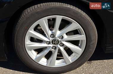Седан Toyota Camry 2024 в 