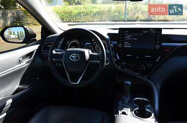 Седан Toyota Camry 2024 в 