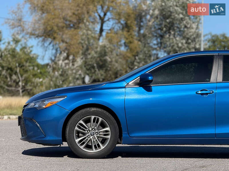 Седан Toyota Camry 2017 в Києві