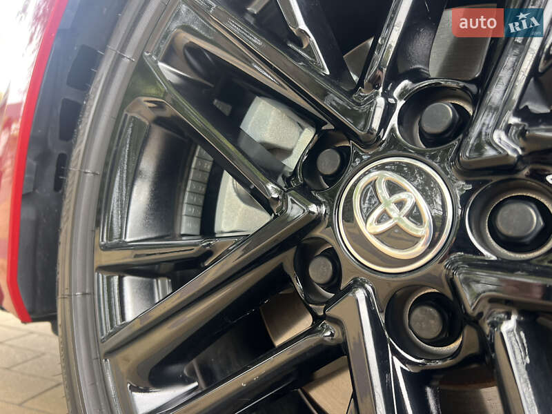 Седан Toyota Camry 2024 в Киеве фото 10 Седан Toyota Camry 2024 в Киеве