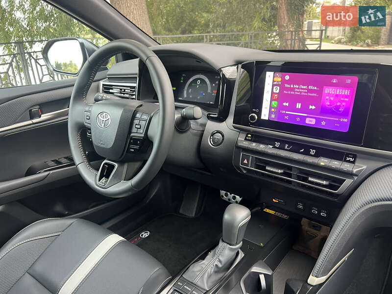 Седан Toyota Camry 2024 в Киеве фото 39 Седан Toyota Camry 2024 в Киеве