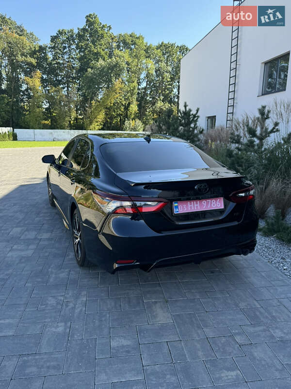 Седан Toyota Camry 2022 в Луцке фото 9 Седан Toyota Camry 2022 в Луцке