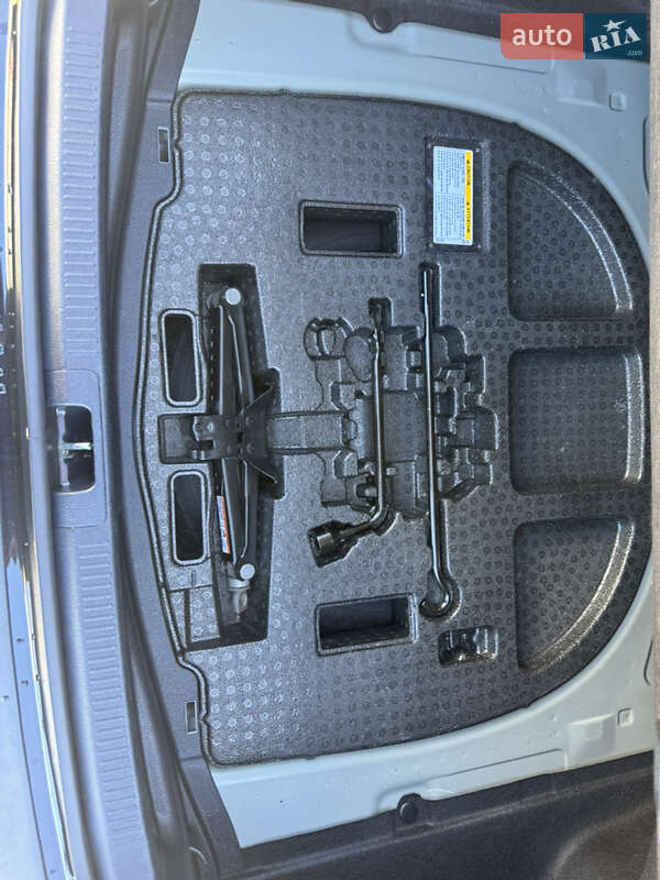 Седан Toyota Camry 2022 в Луцке фото 37 Седан Toyota Camry 2022 в Луцке