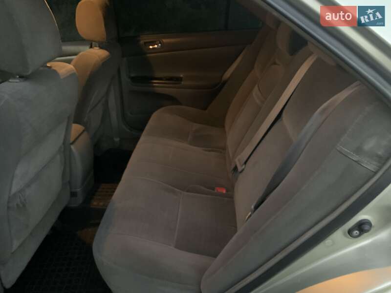 Седан Toyota Camry 2004 в Киеве фото 4 Седан Toyota Camry 2004 в Киеве