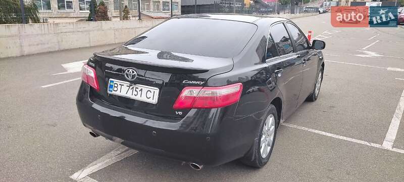 Седан Toyota Camry 2007 в Києві
