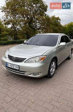 Седан Toyota Camry 2002 в Миргороді