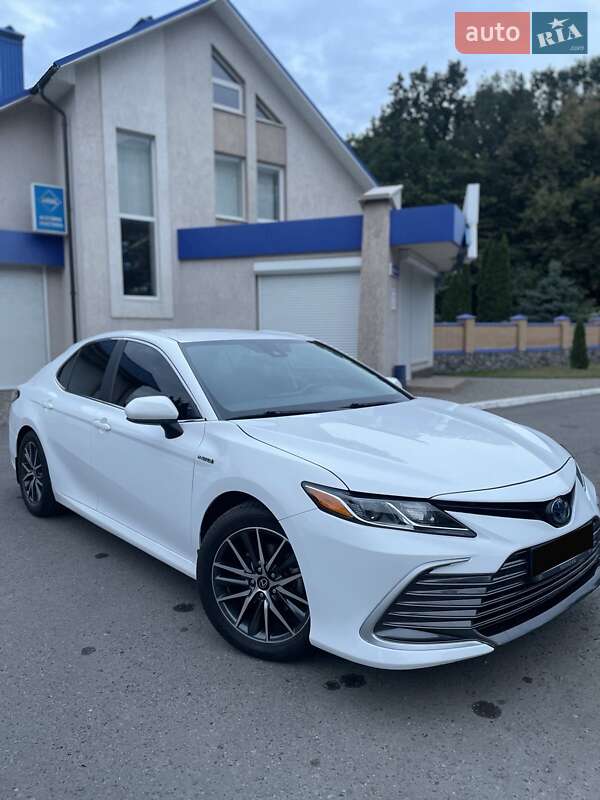 Седан Toyota Camry 2021 в Полтаві