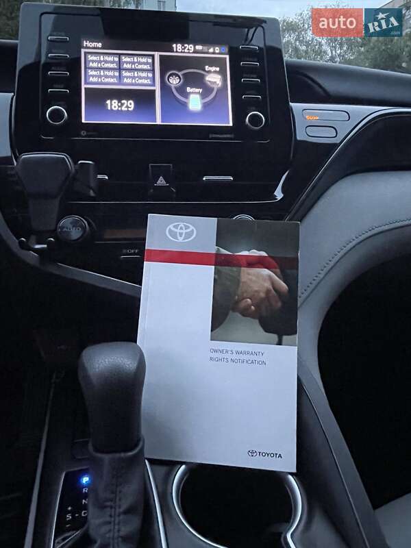 Седан Toyota Camry 2021 в Полтаві