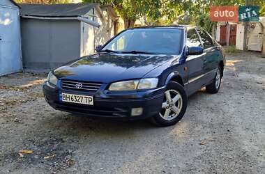 Седан Toyota Camry 1997 в Одессе