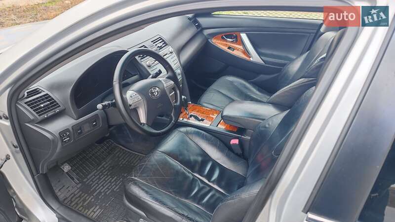Седан Toyota Camry 2007 в Хмельницькому