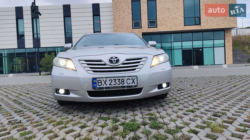 Седан Toyota Camry 2007 в Хмельницькому