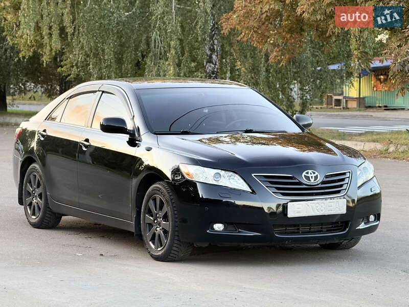 Седан Toyota Camry 2008 в Черкасах