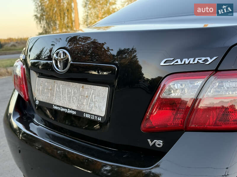 Седан Toyota Camry 2008 в Черкасах