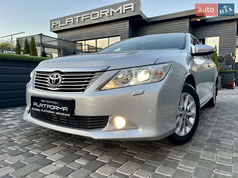 Toyota Camry 2013
