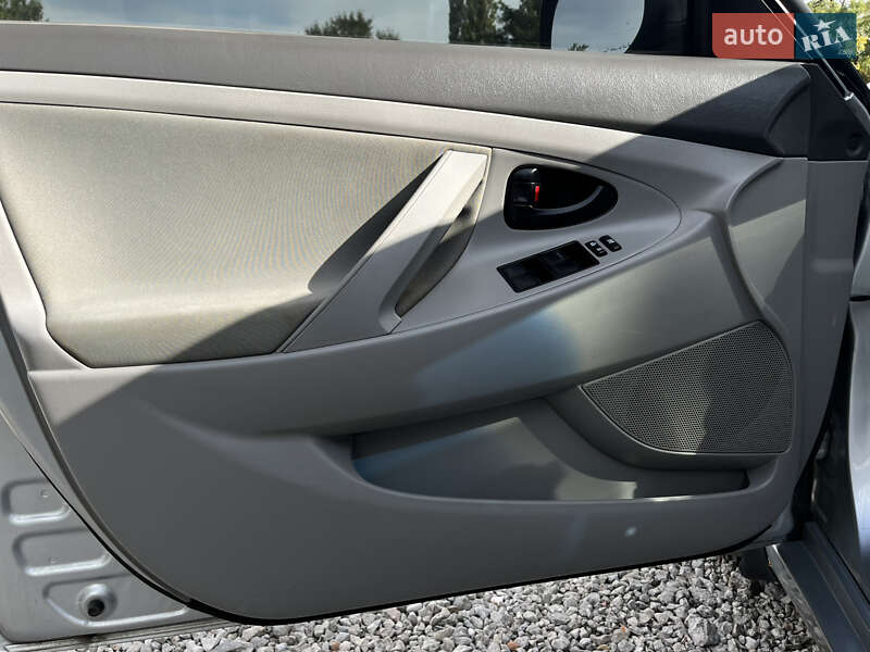 Седан Toyota Camry 2008 в Харкові фото 11 Седан Toyota Camry 2008 в Харкові