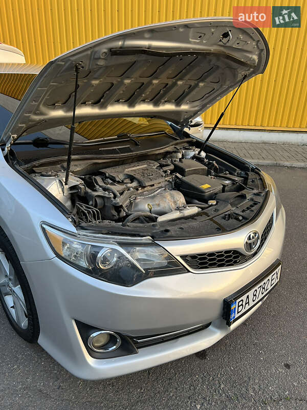 Седан Toyota Camry 2014 в Николаеве фото 13 Седан Toyota Camry 2014 в Николаеве