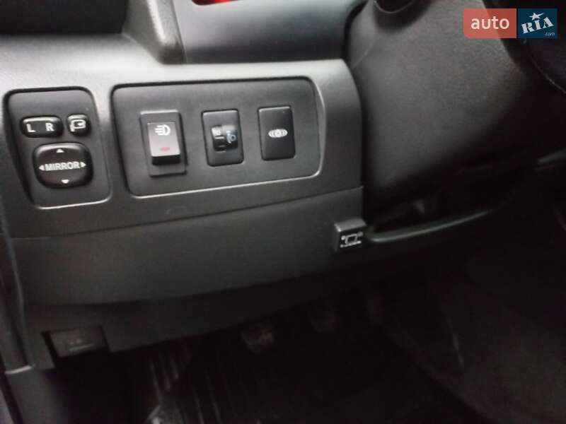 Седан Toyota Camry 2007 в Львові