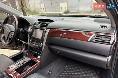 Седан Toyota Camry 2012 в 