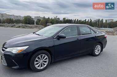 Седан Toyota Camry 2015 в Харькове