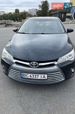 Седан Toyota Camry 2015 в Харкові