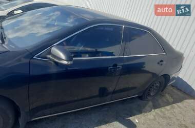 Седан Toyota Camry 2011 в Днепре