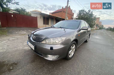 Седан Toyota Camry 2005 в Харькове