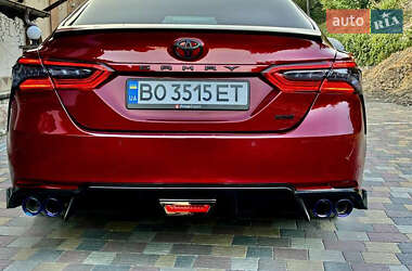Седан Toyota Camry 2018 в 