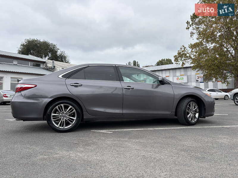 Седан Toyota Camry 2016 в Одесі