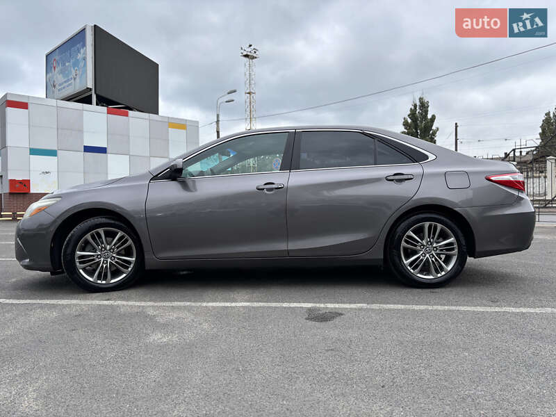 Седан Toyota Camry 2016 в Одесі