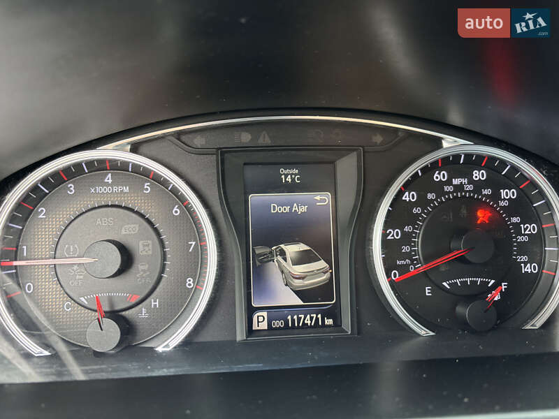 Седан Toyota Camry 2016 в Одесі