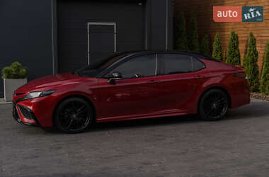 Седан Toyota Camry 2021 в Києві