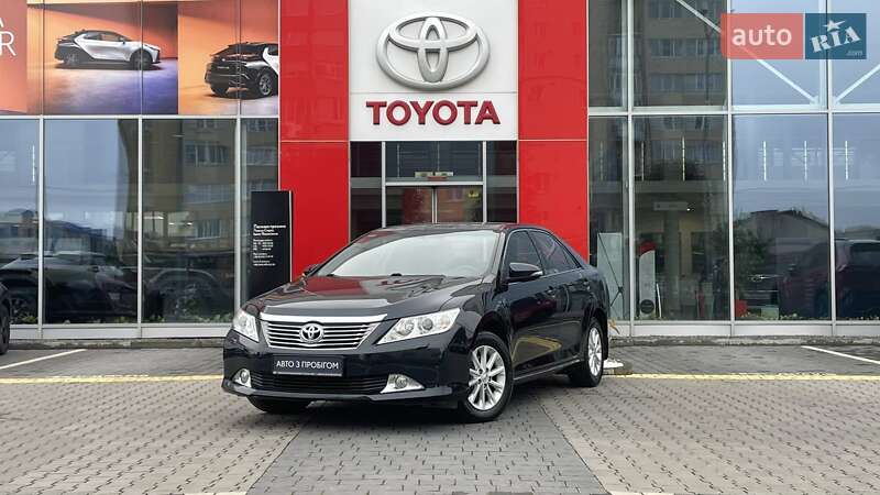 Toyota Camry 2013