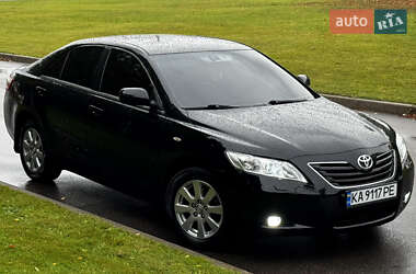 Седан Toyota Camry 2007 в Києві