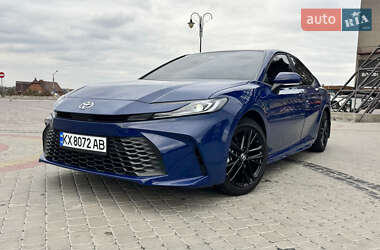 Седан Toyota Camry 2024 в Харькове