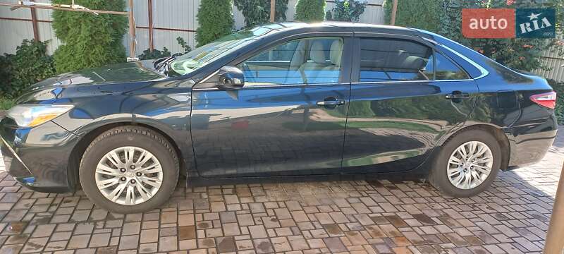 Седан Toyota Camry 2017 в Киеве фото 2 Седан Toyota Camry 2017 в Киеве