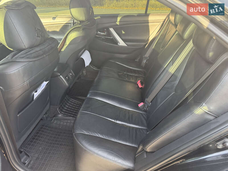 Седан Toyota Camry 2006 в Івано-Франківську