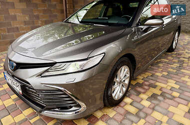 Седан Toyota Camry 2023 в Києві