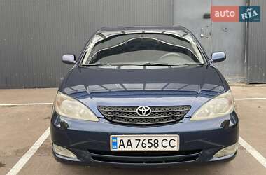 Седан Toyota Camry 2003 в  фото 4 Седан Toyota Camry 2003 в