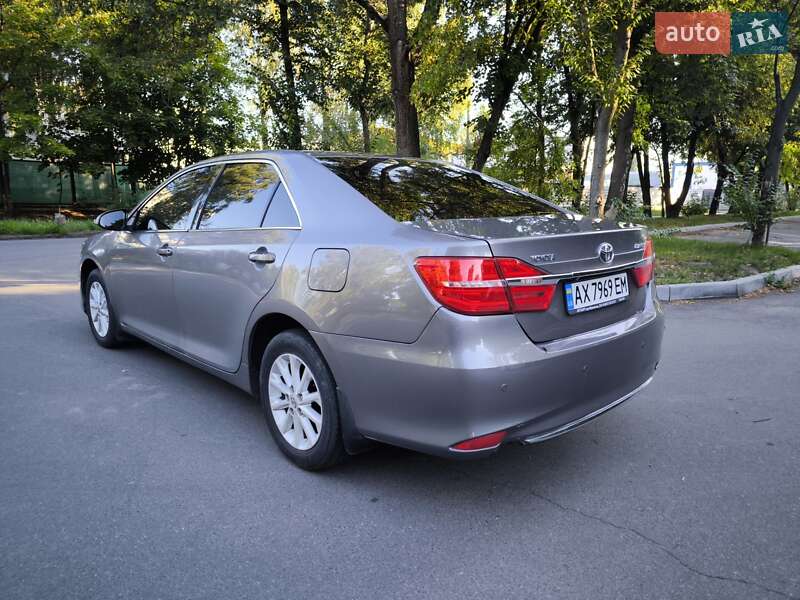 Седан Toyota Camry 2016 в Києві фото 7 Седан Toyota Camry 2016 в Києві