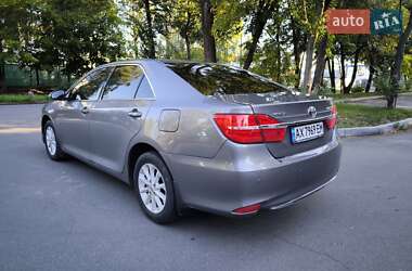 Седан Toyota Camry 2016 в 