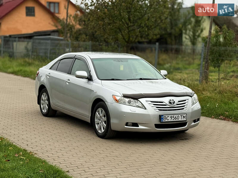 Седан Toyota Camry 2008 в Львове фото Седан Toyota Camry 2008 в Львове